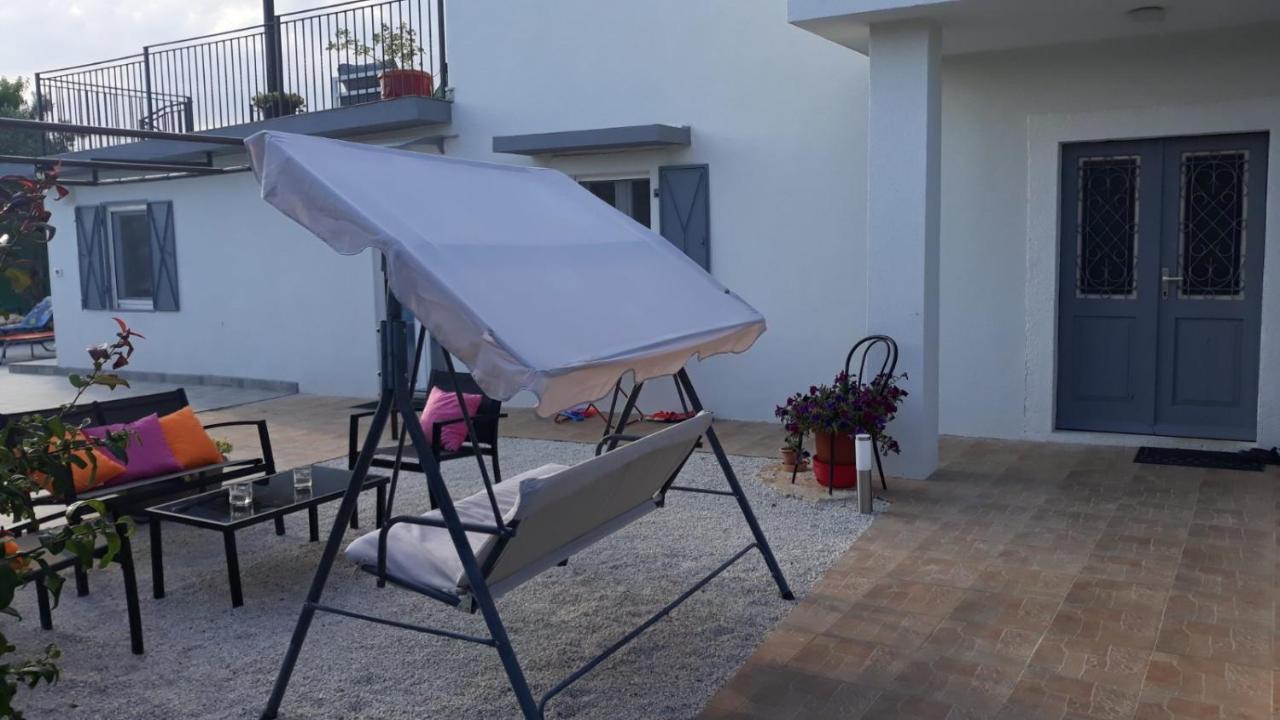 Holiday Home Dioniza Воднян Экстерьер фото
