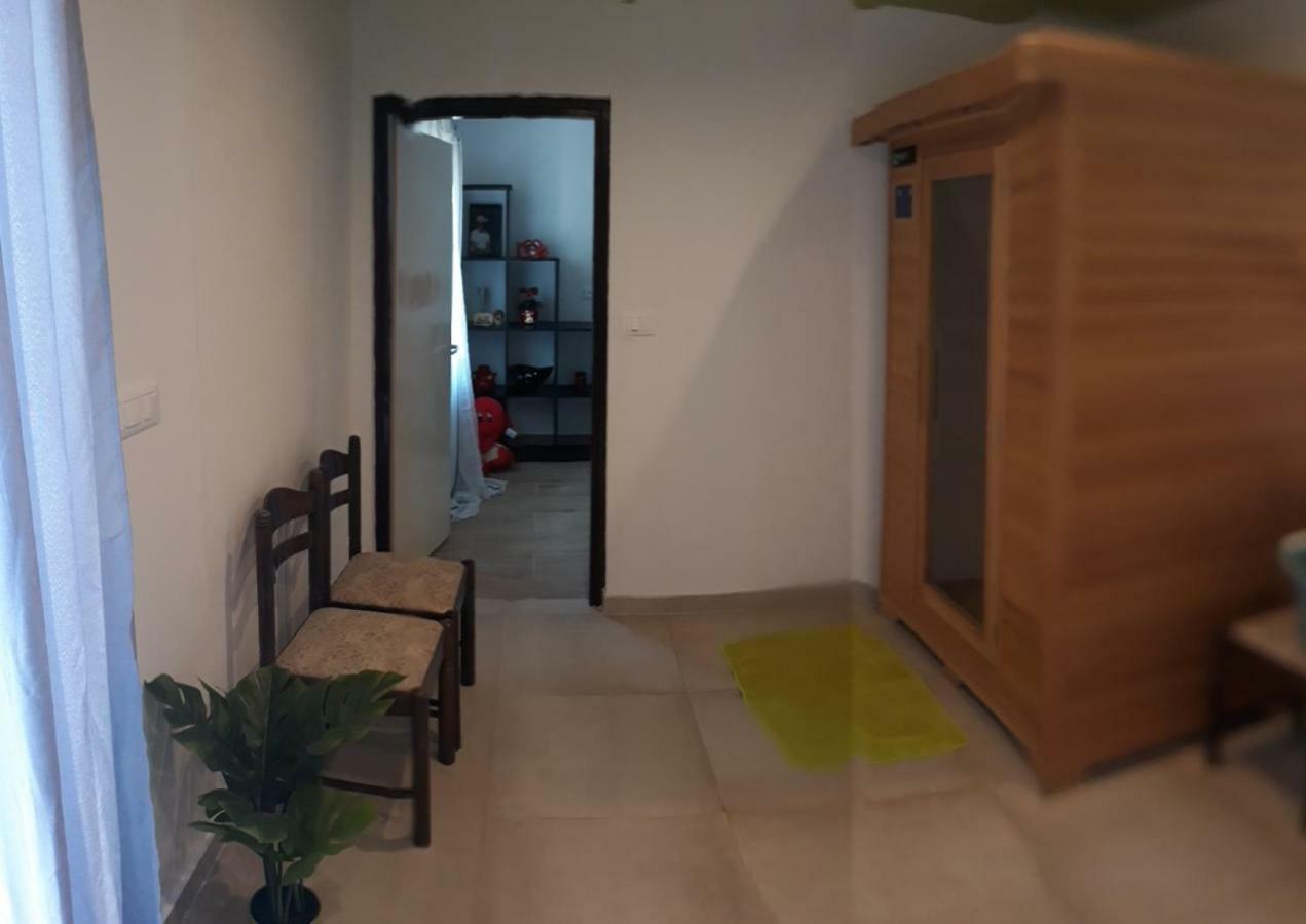 Holiday Home Dioniza Воднян Экстерьер фото
